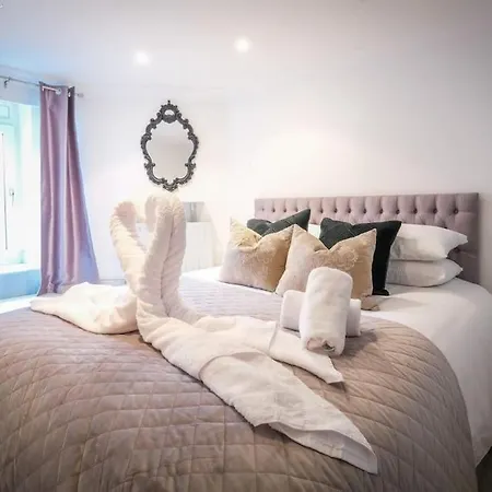Glen Wynne Lovely Pet Friendly - Free Off-site Health Club Access With Pool, Sauna, Steam & Gym Apartmán *