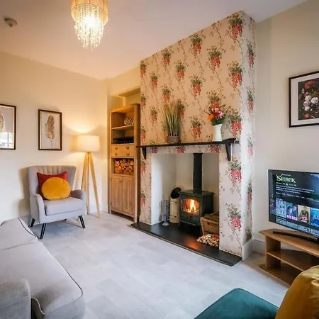 Glen Wynne Lovely Pet Friendly - Free Off-site Health Club Access With Pool, Sauna, Steam & Gym Short 5 Minute Drive Away