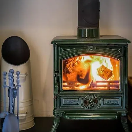 Glen Wynne Lovely Pet Friendly - Free Off-site Health Club Access With Pool, Sauna, Steam & Gym Short 5 Minute Drive Away アパート